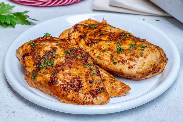 How to bake a stuffed chicken breast