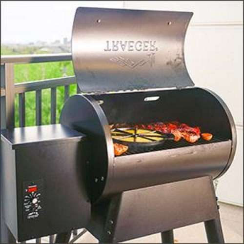 What Users Saying About Traeger 10526 Bronson 20 Pellet Grill